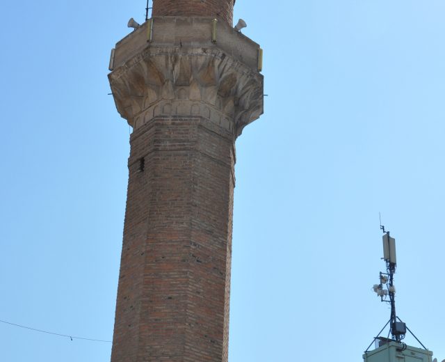 Cami Minare Kumlama